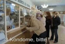 【6 кадров】搞笑gif 来三个避孕套,谢谢!-GIF发源地