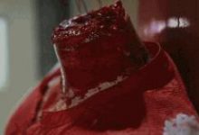 【致命弯道4:血腥起源】恐怖gif 被割下来的头颅望着自己的身体-GIF发源地