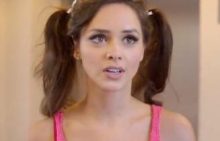 求这女的名字和片子-GIF发源地