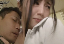 求此女的名字或神秘代码-GIF发源地