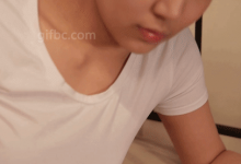 hei guys please tell me who is she?-GIF发源地