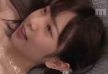 求右上角水印ippa010054 是一个双马尾青春少女巨乳-GIF发源地