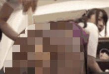 紫色裙子丝袜 刷子跪求-GIF发源地