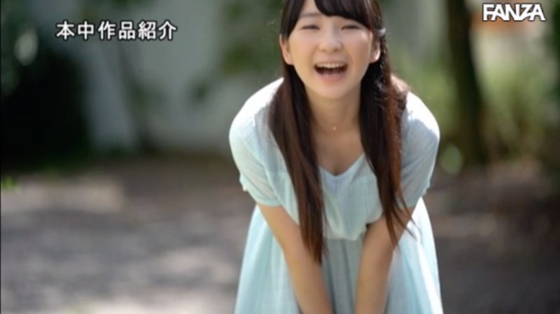 白衬衫百折裙再加上双马尾学生妹 19岁天然少女蓝色渚希被中出了！