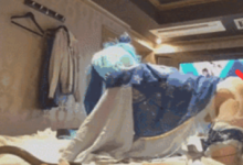 老司机们救救我 求出处-GIF发源地